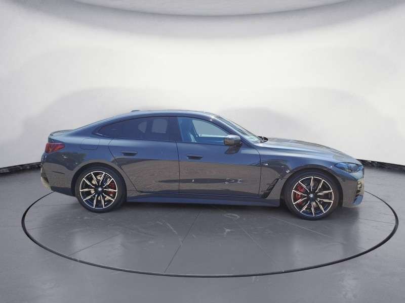 Fahrzeugbild eines BMW 4er-Reihe