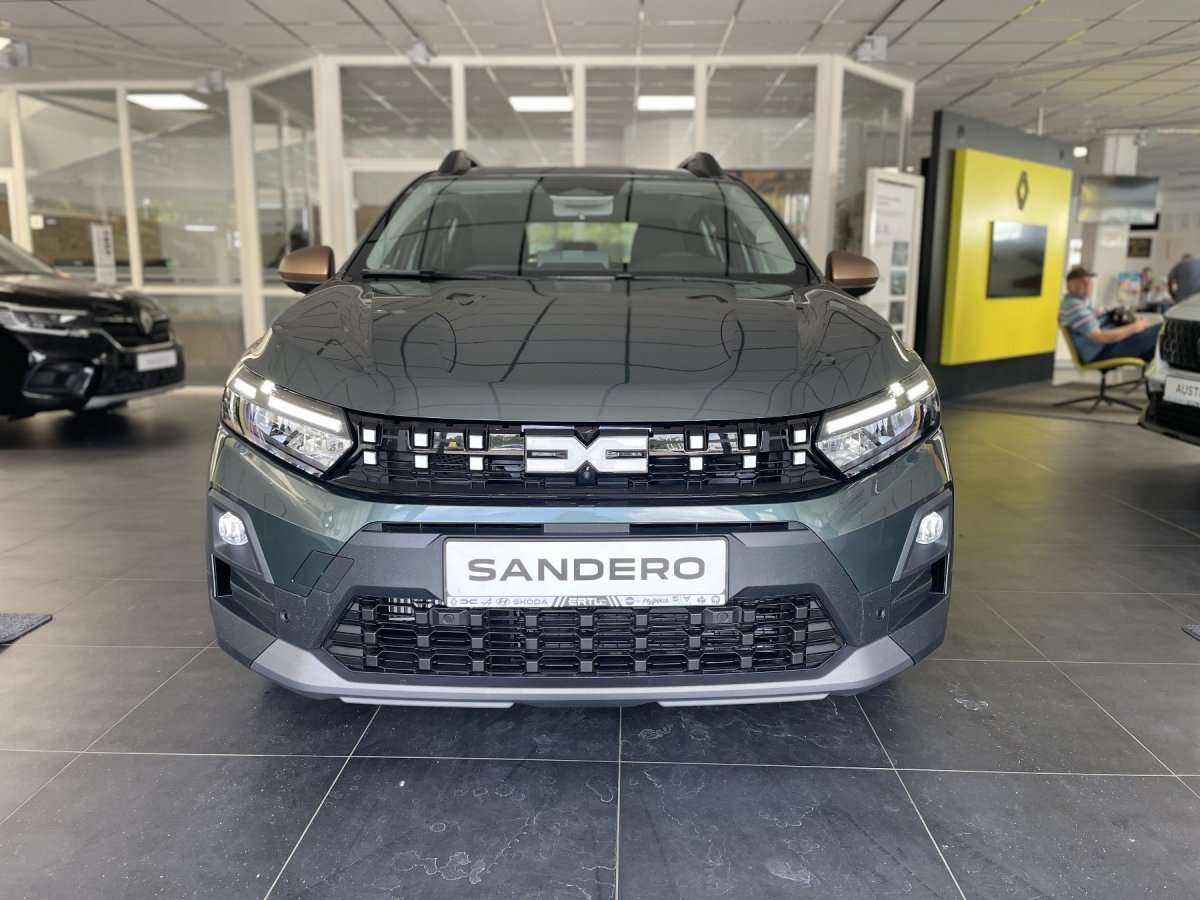 Fahrzeugbild eines Dacia Sandero