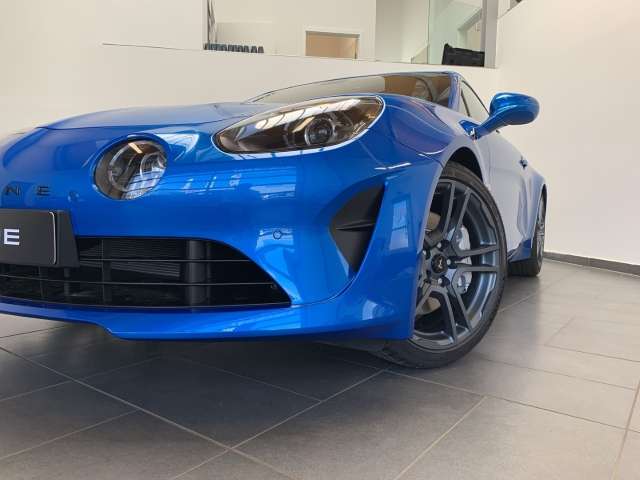 Fahrzeugbild eines Alpine A110