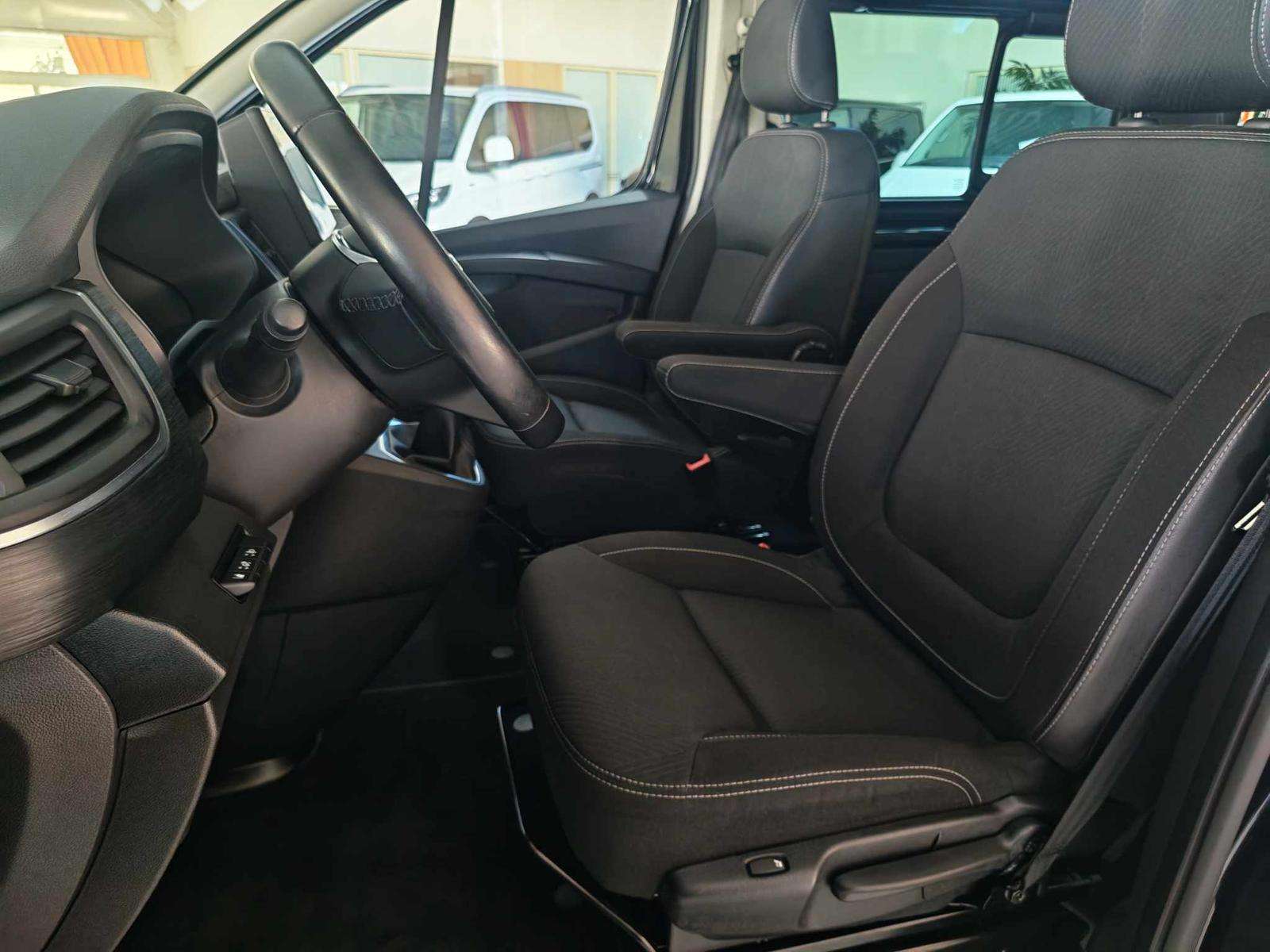 Fahrzeugbild eines Renault Trafic