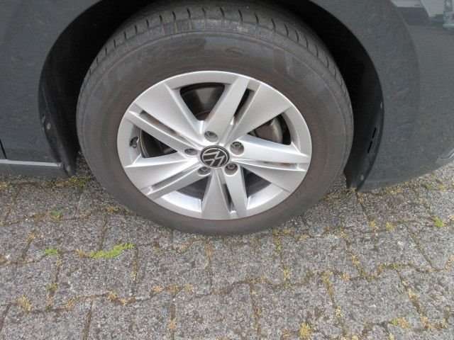Fahrzeugbild eines Volkswagen Golf