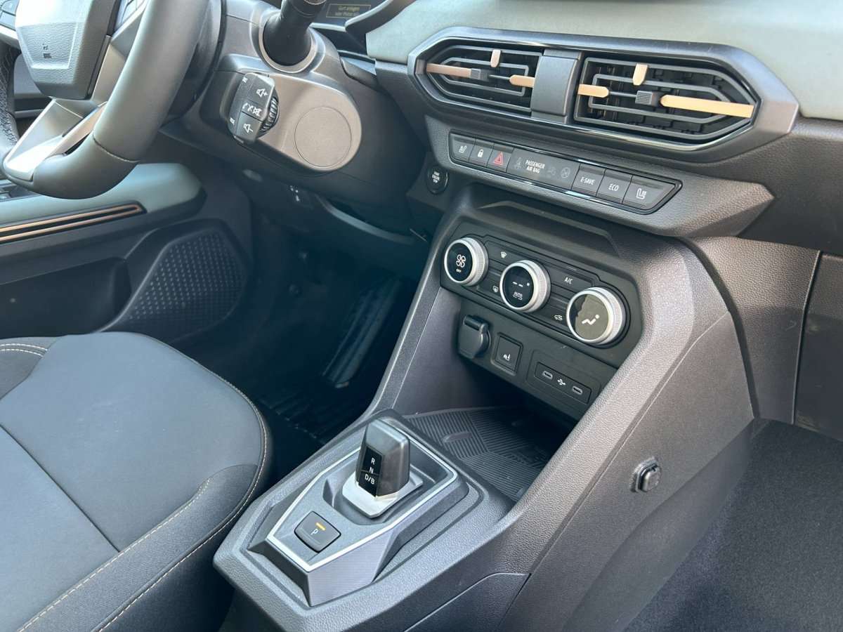 Fahrzeugbild eines Dacia Jogger