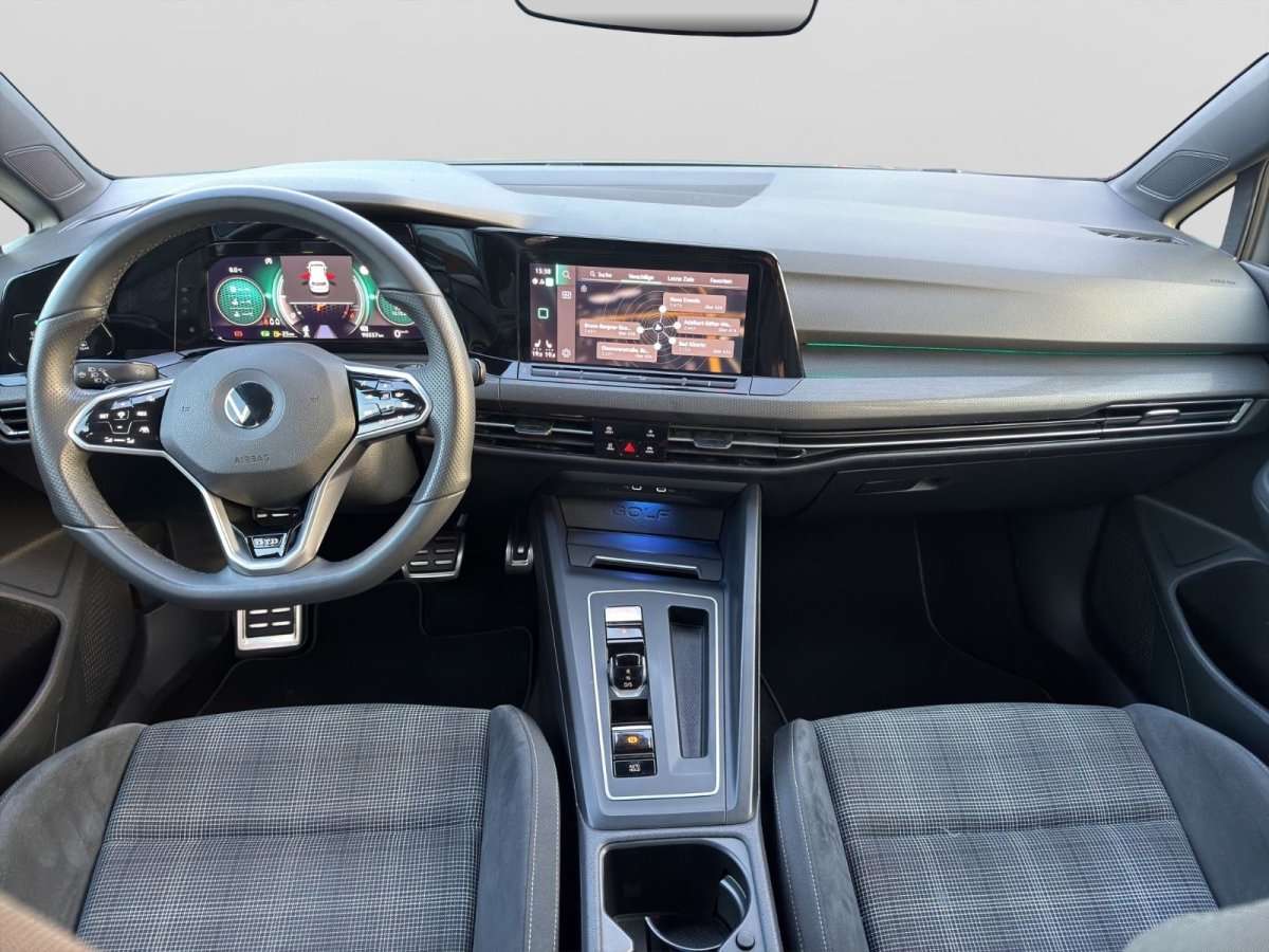 Fahrzeugbild eines Volkswagen Golf