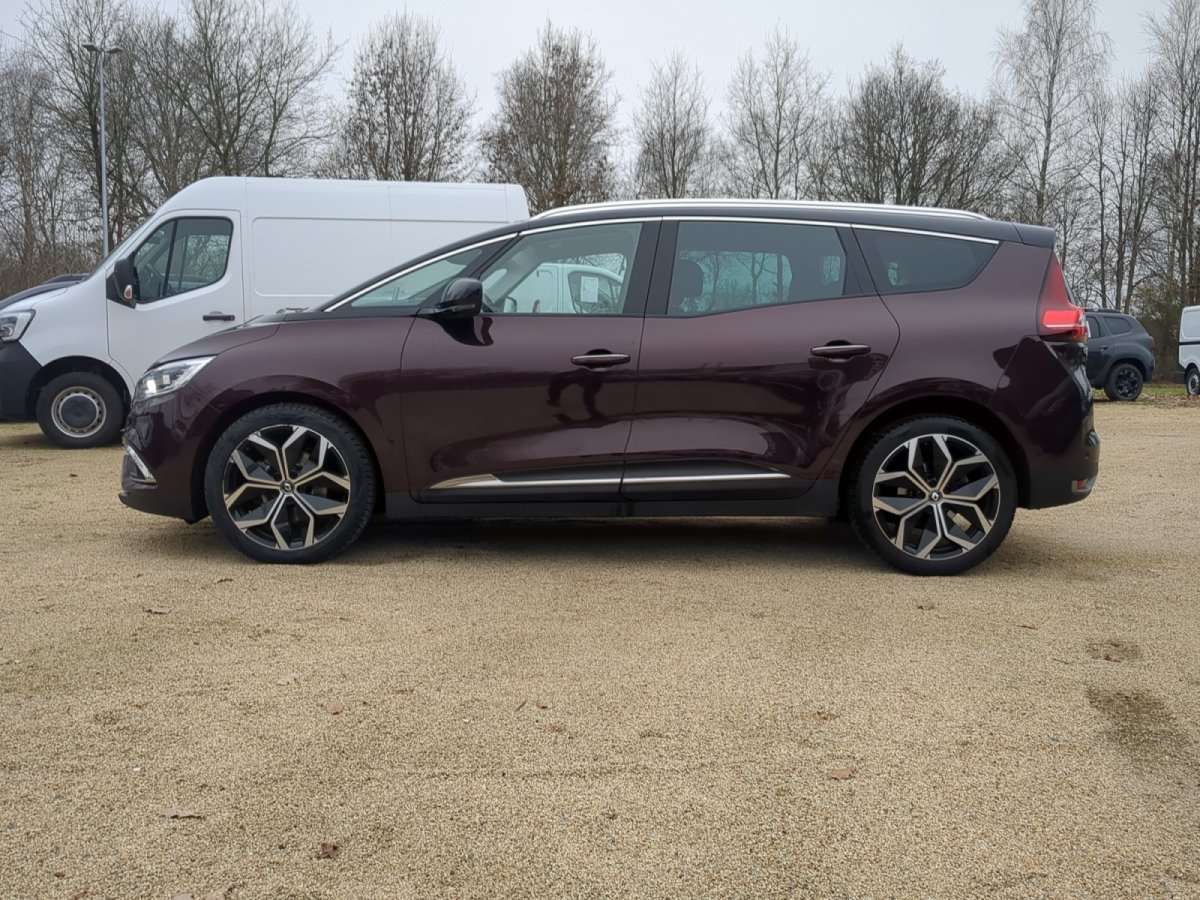 Fahrzeugbild eines Renault Grand Scénic