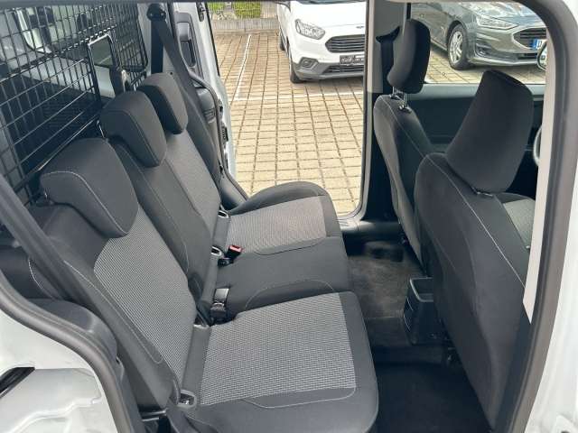 Fahrzeugbild eines Ford Transit Courier