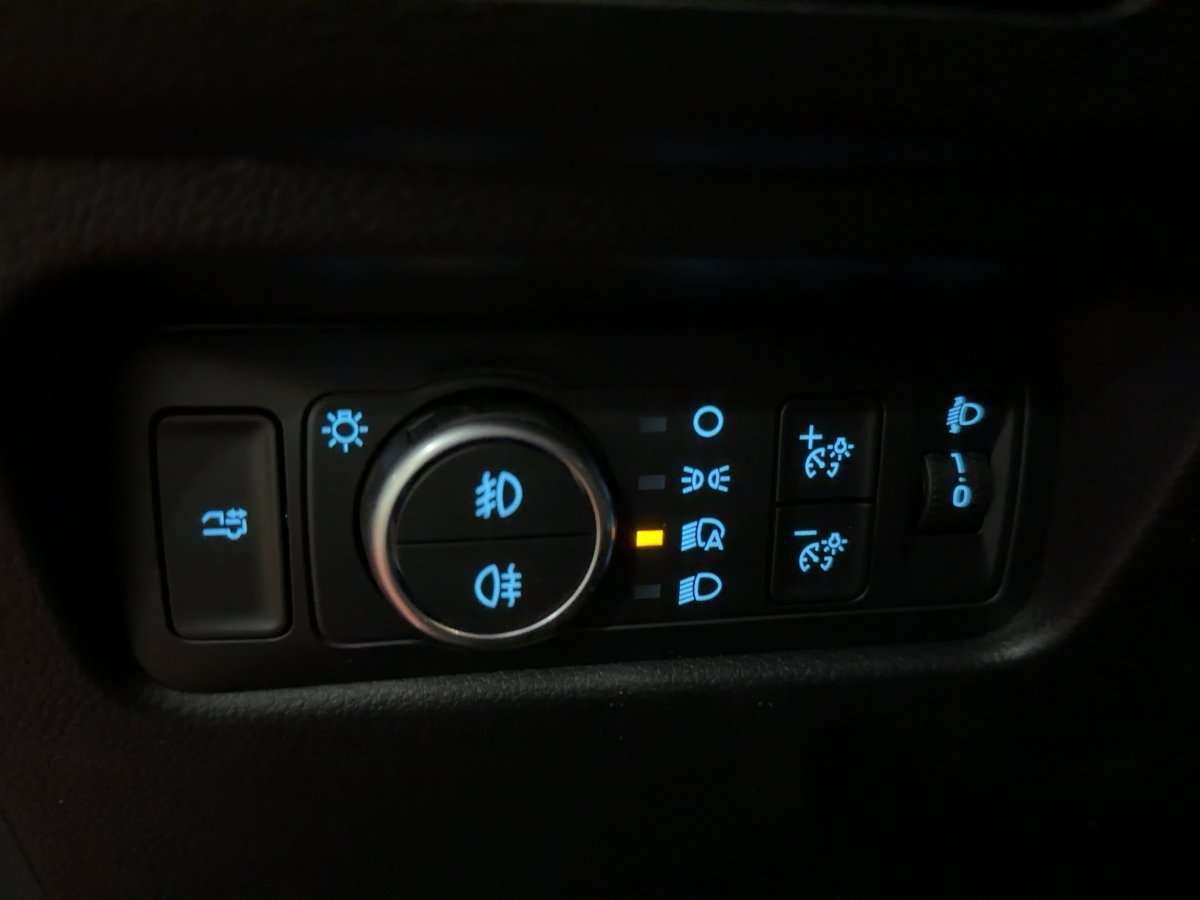 Fahrzeugbild eines Ford Ranger