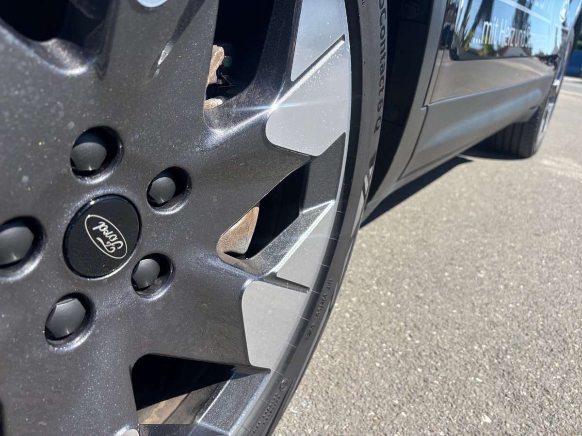 Fahrzeugbild eines Ford Explorer