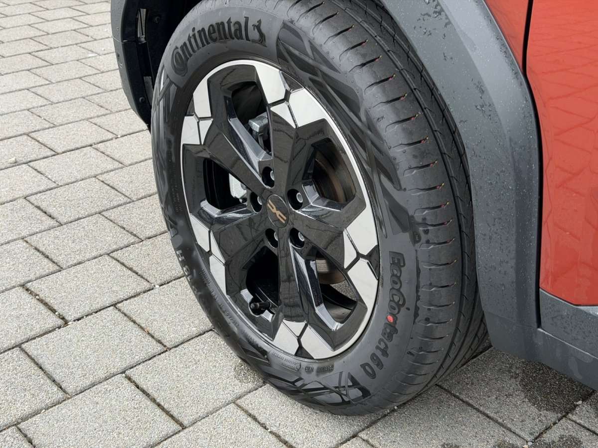 Fahrzeugbild eines Dacia Bigster