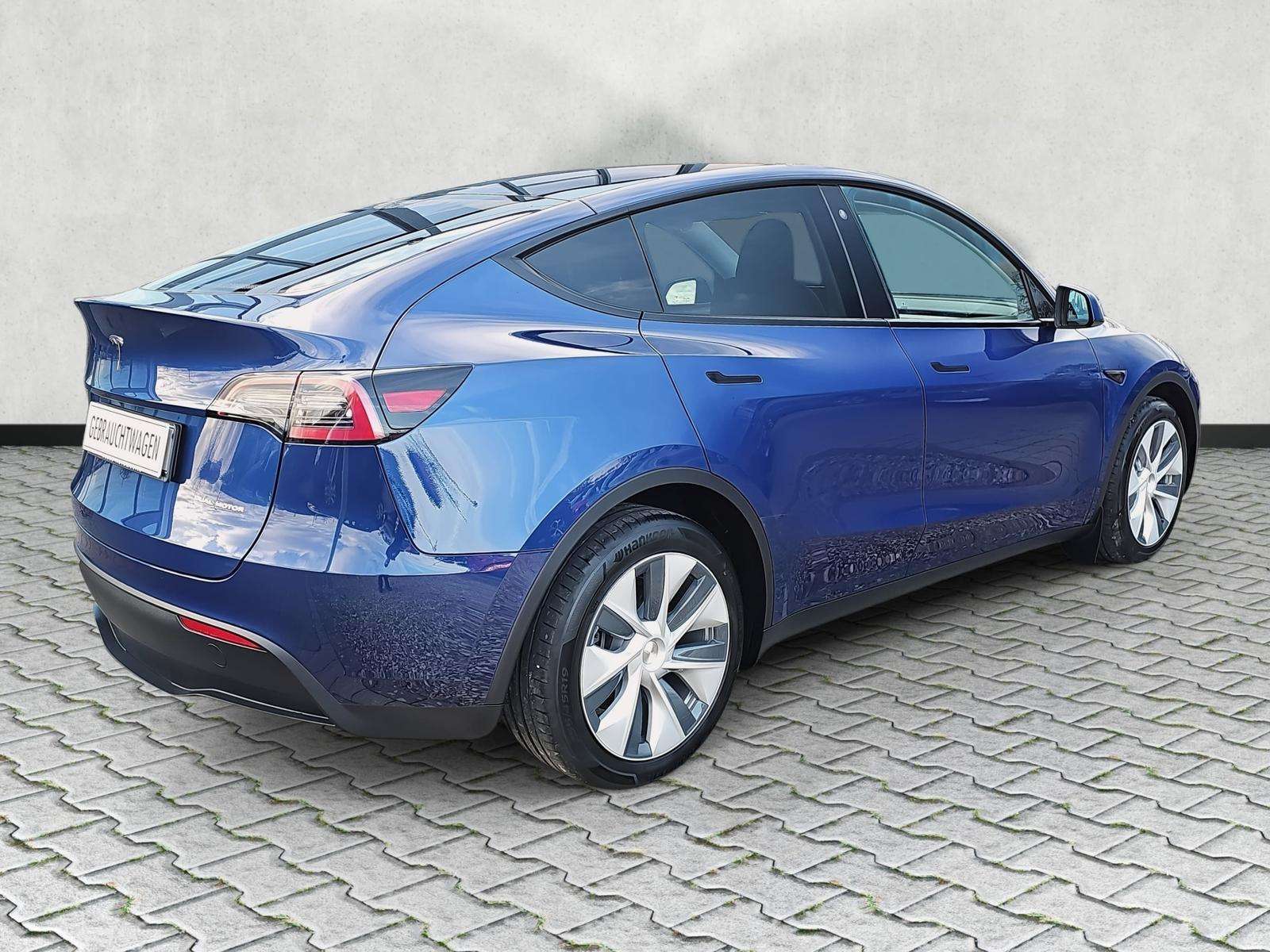Fahrzeugbild eines TESLA Model Y