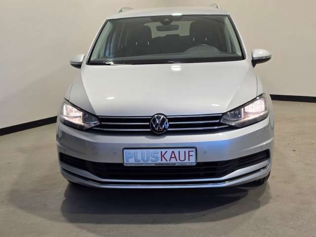 Fahrzeugbild eines Volkswagen Touran