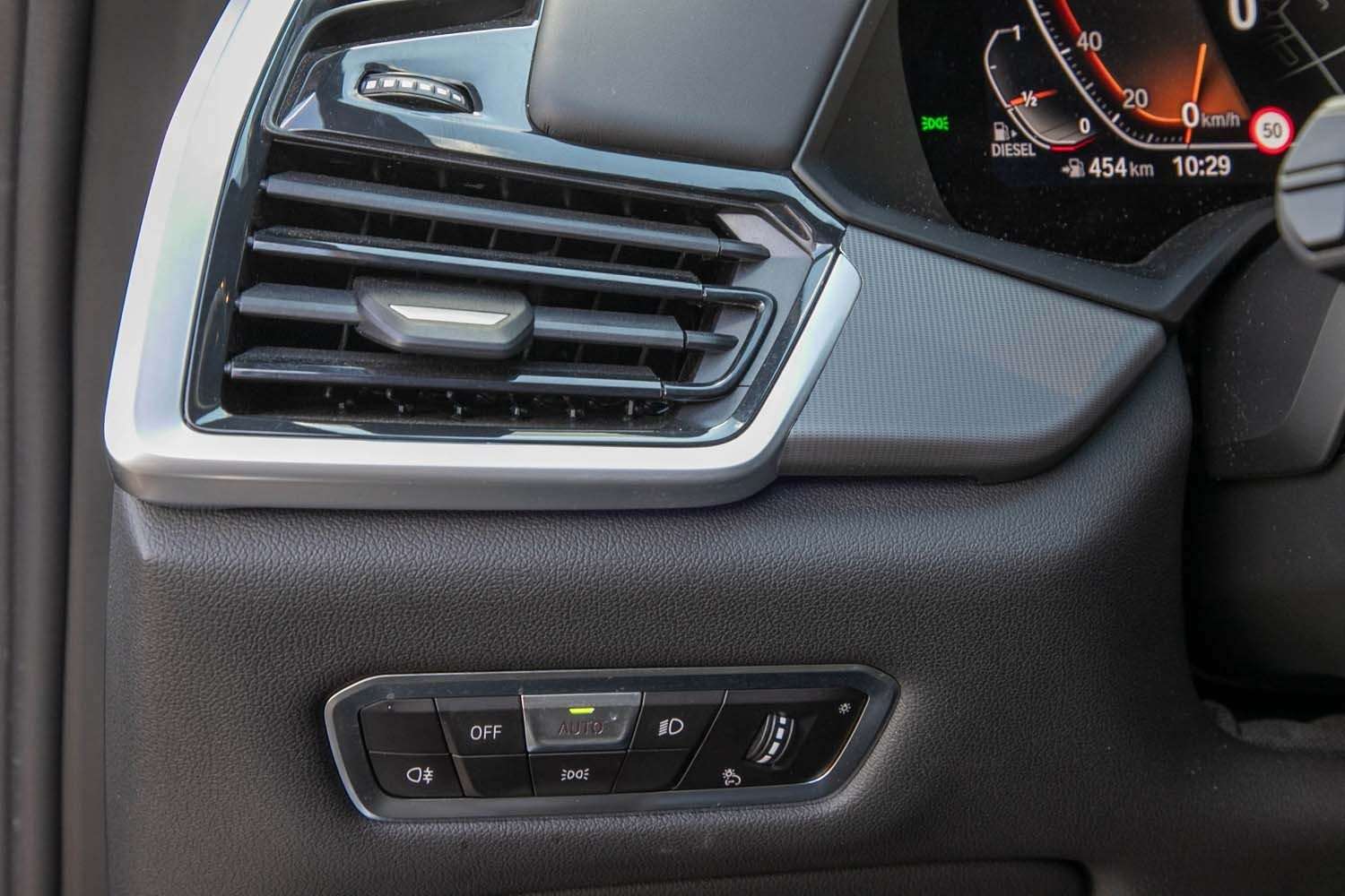 Fahrzeugbild eines BMW X6
