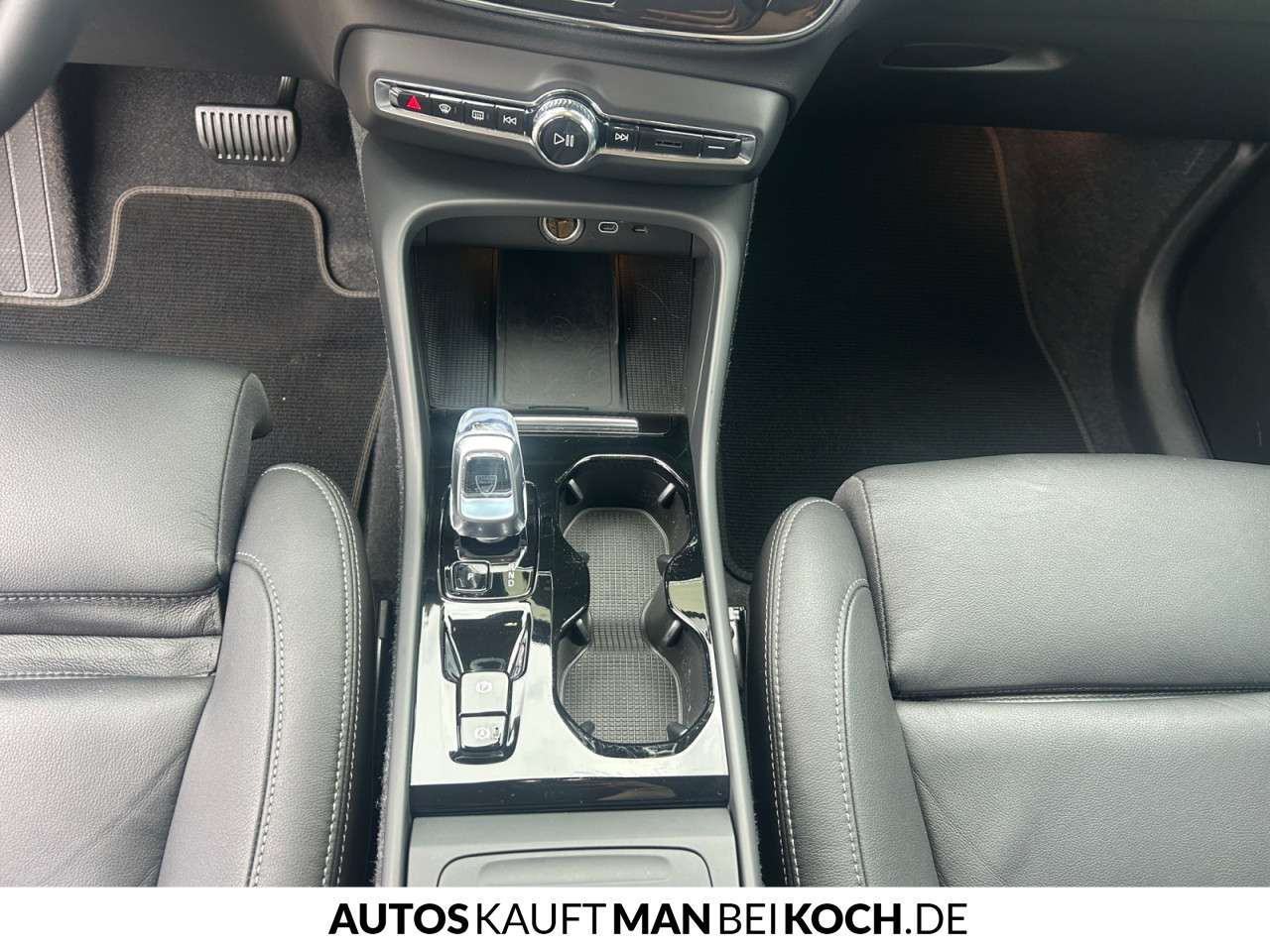 Fahrzeugbild eines Volvo XC40