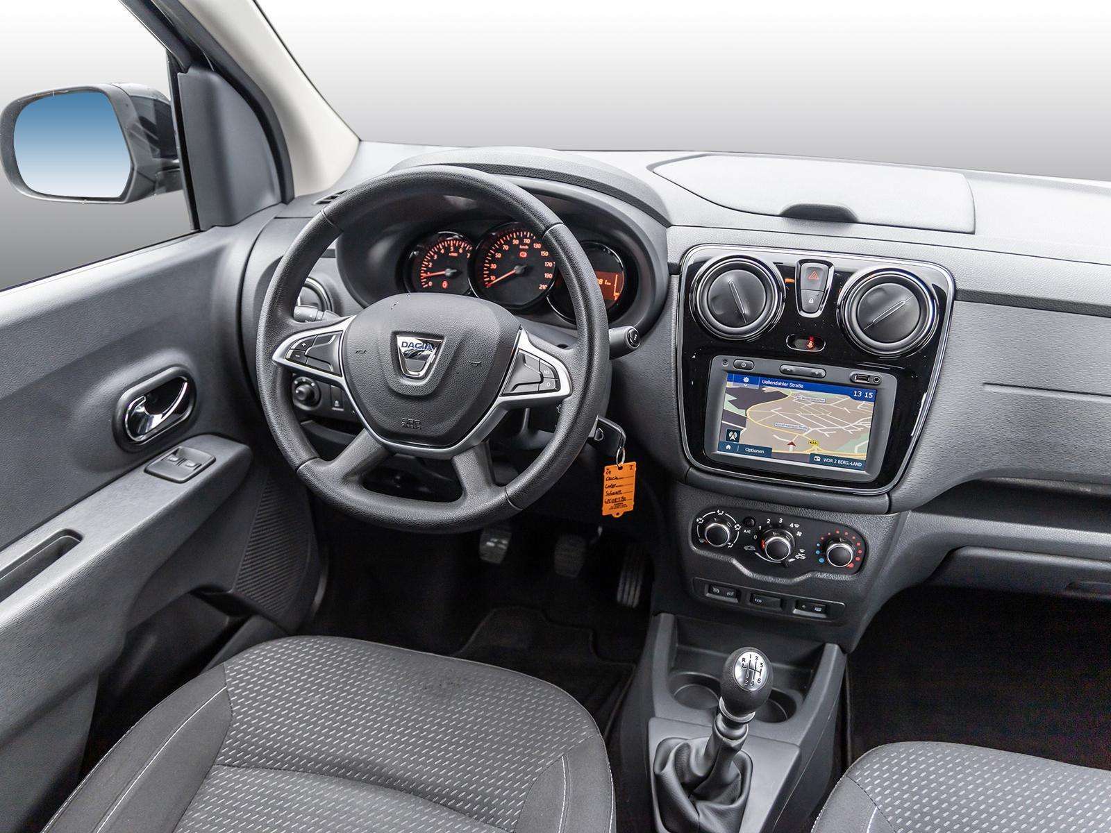 Fahrzeugbild eines Dacia Lodgy