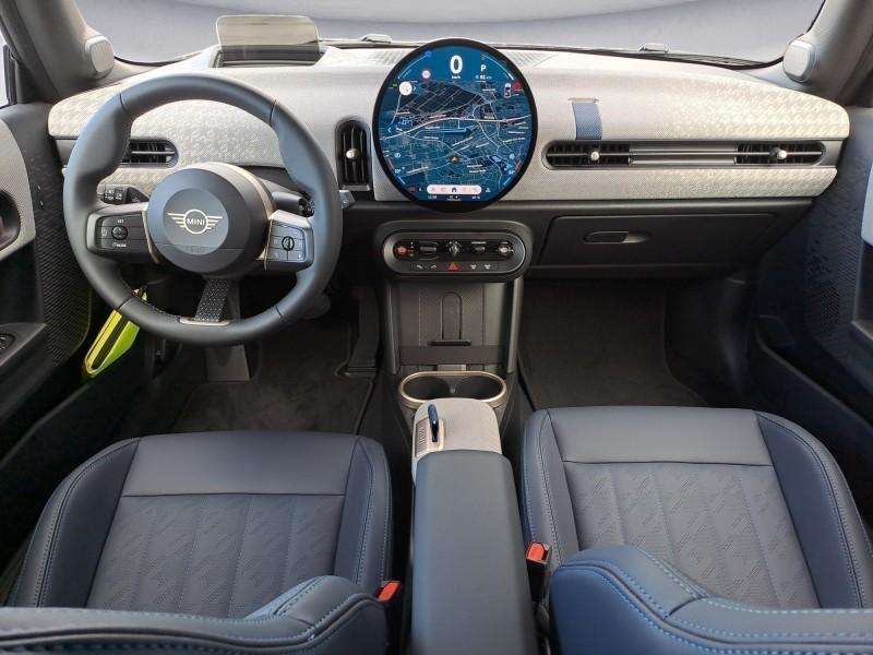 Fahrzeugbild eines MINI COOPER