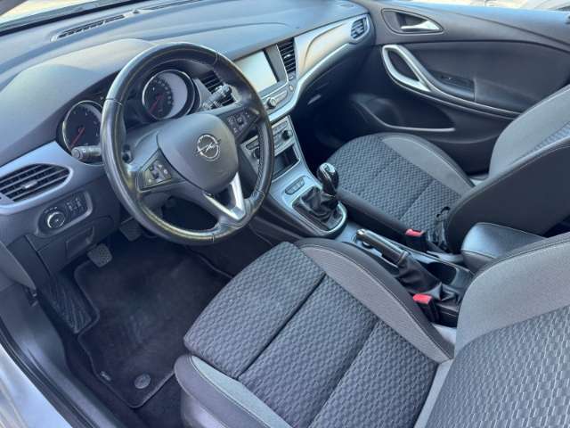 Fahrzeugbild eines Opel Astra