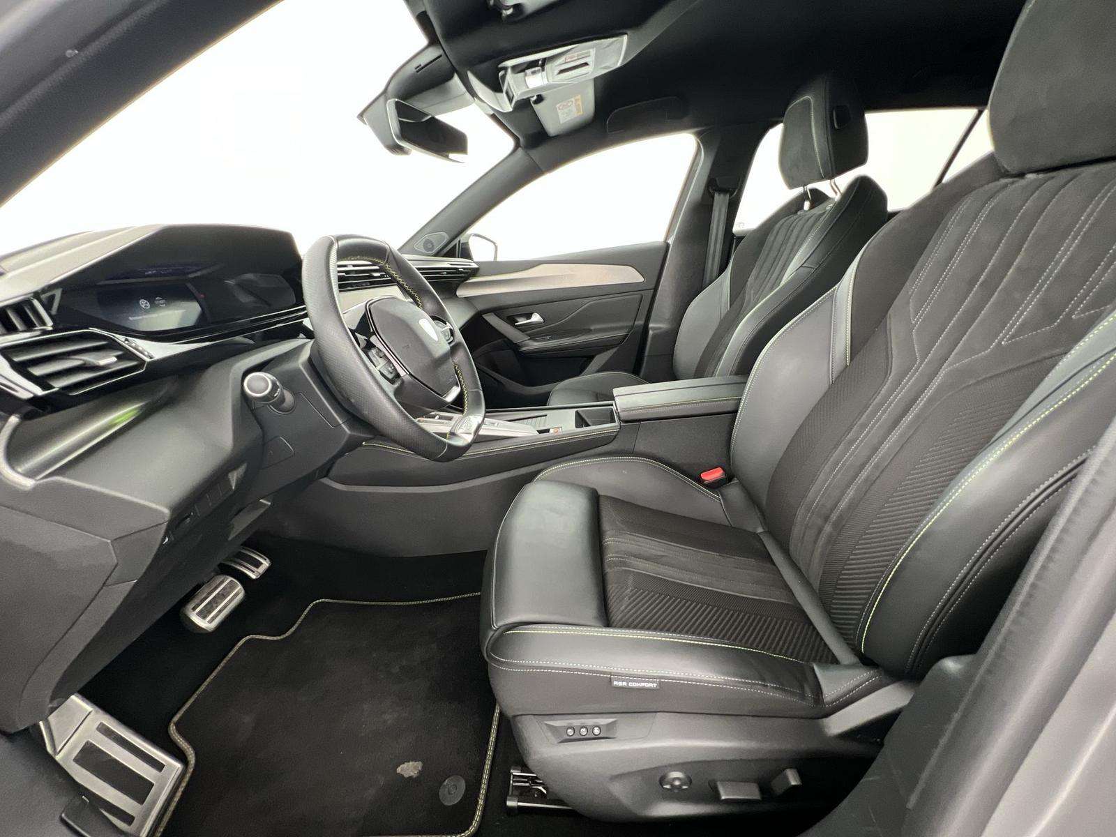 Fahrzeugbild eines Peugeot 408