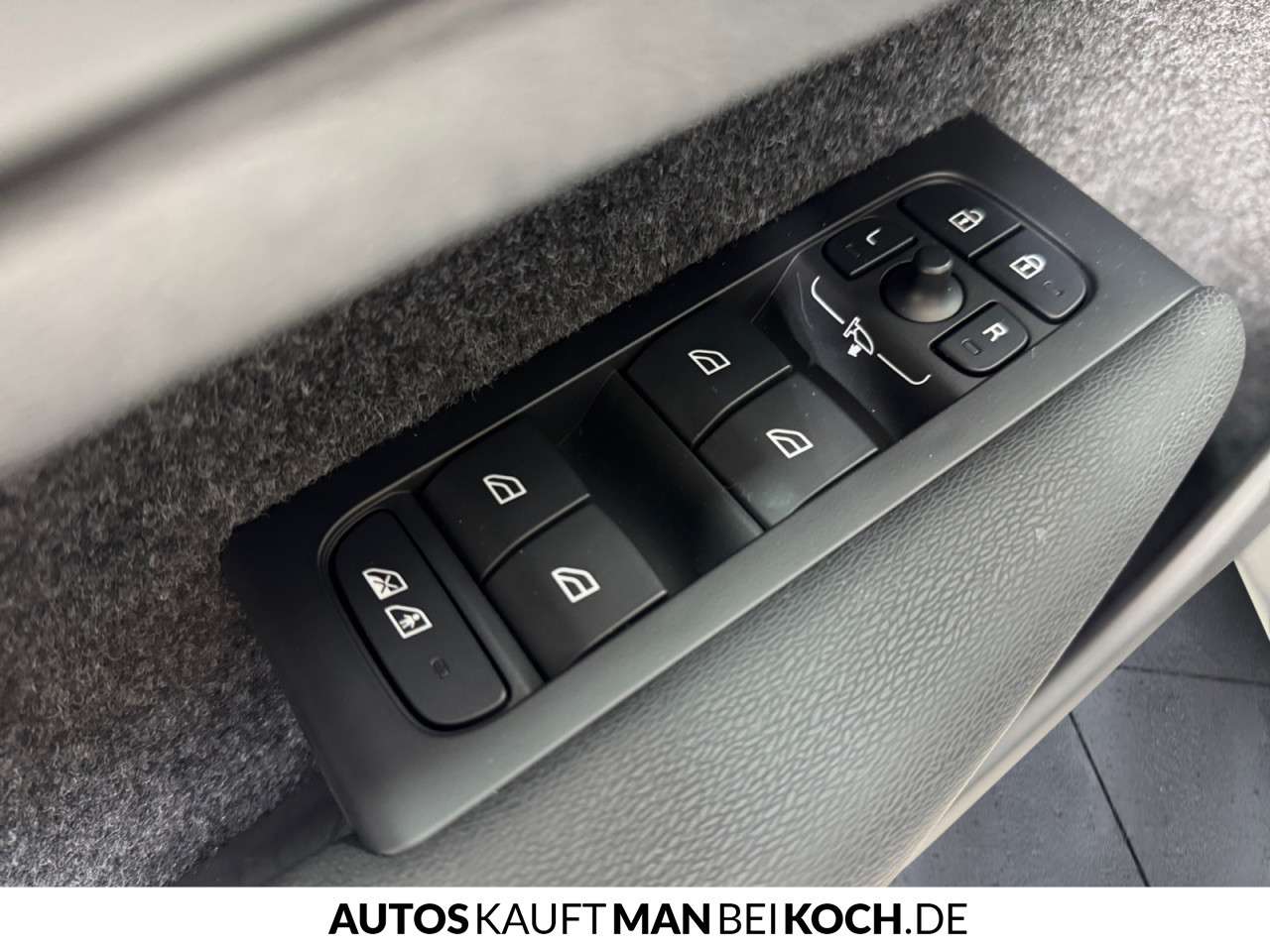 Fahrzeugbild eines Volvo XC40