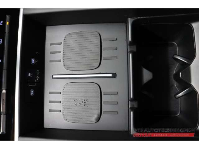 Fahrzeugbild eines Hyundai Santa Fe