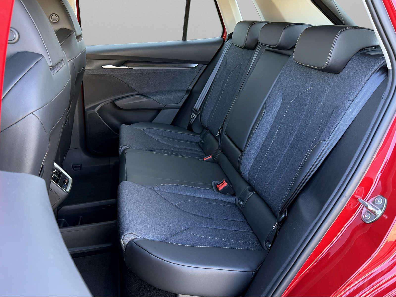 Fahrzeugbild eines Skoda ELROQ