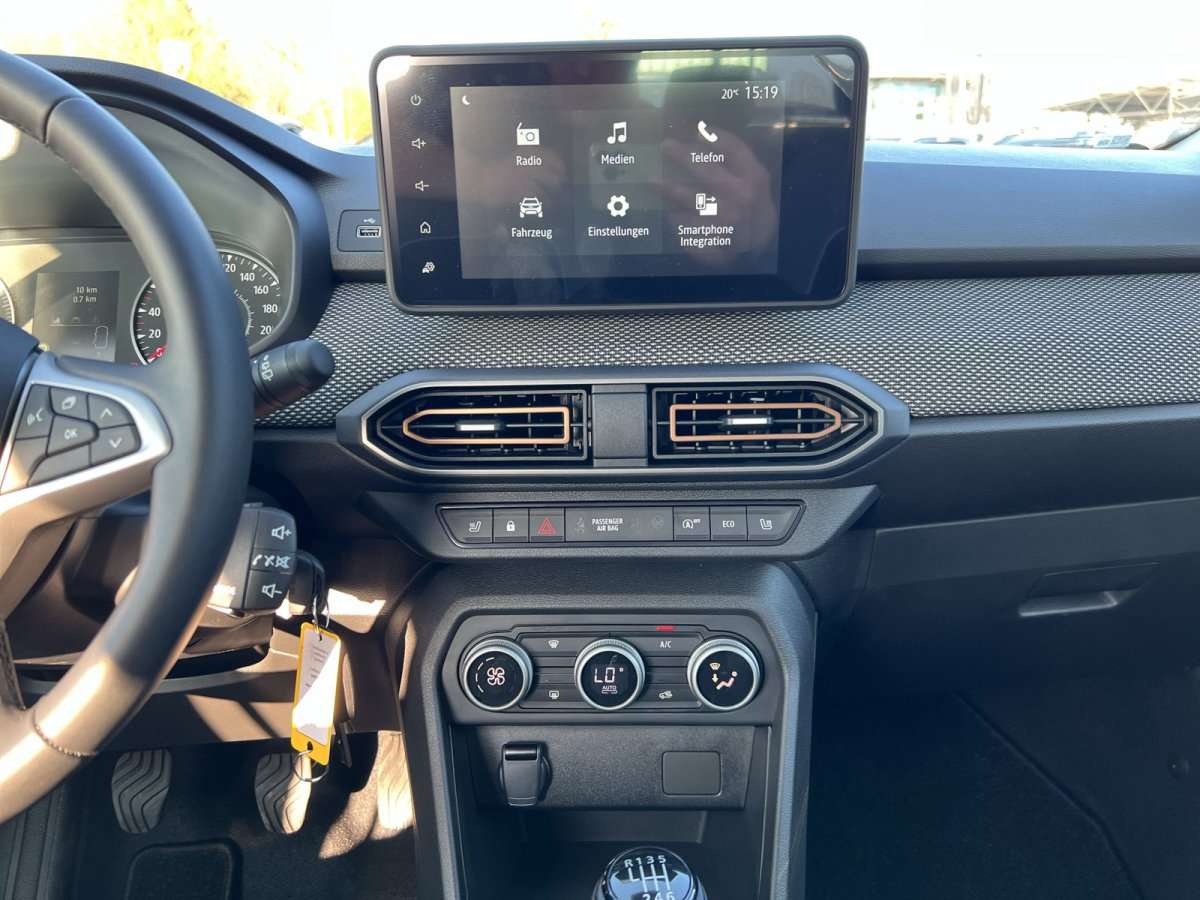 Fahrzeugbild eines Dacia Sandero