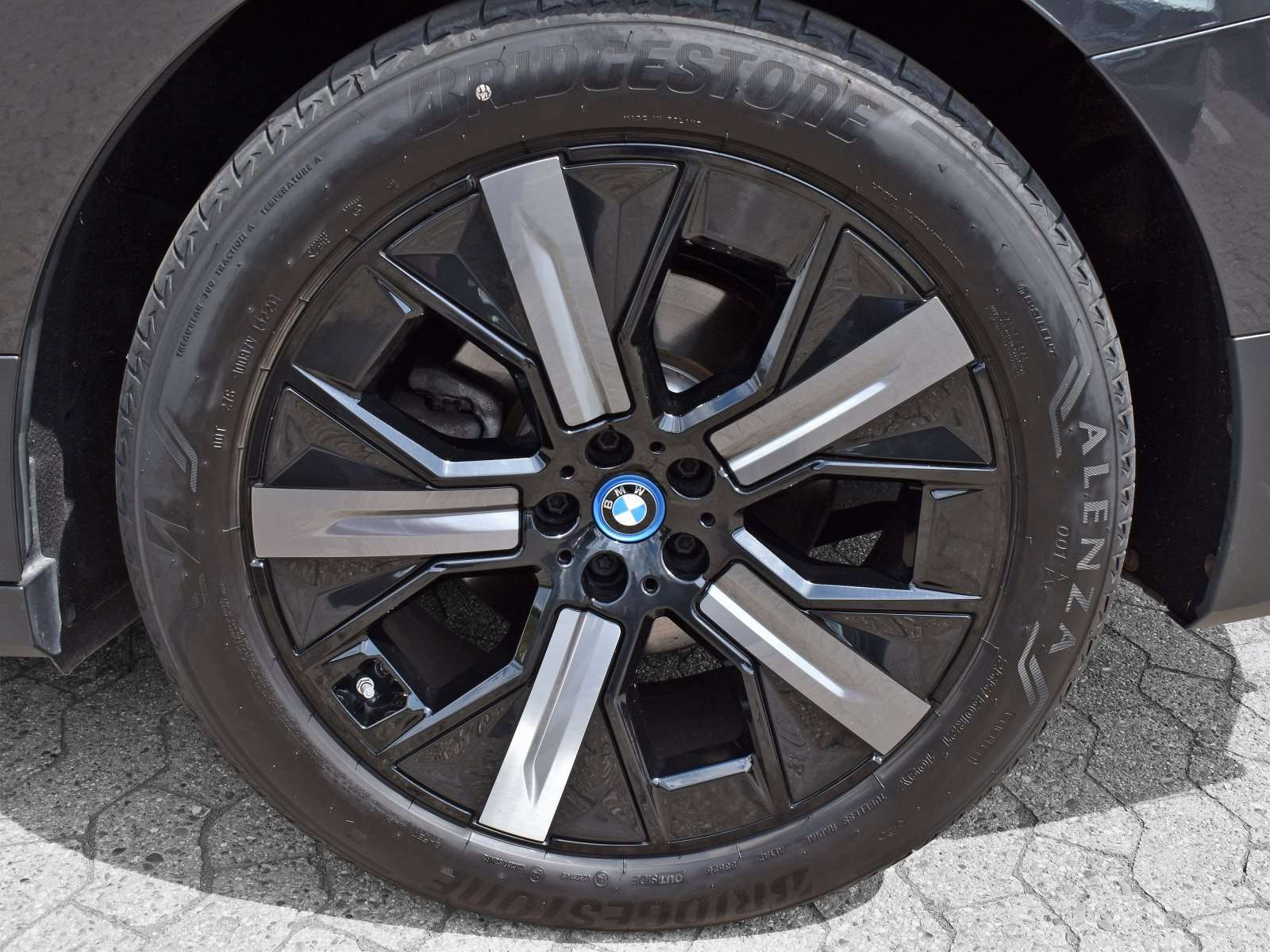 Fahrzeugbild eines BMW iX