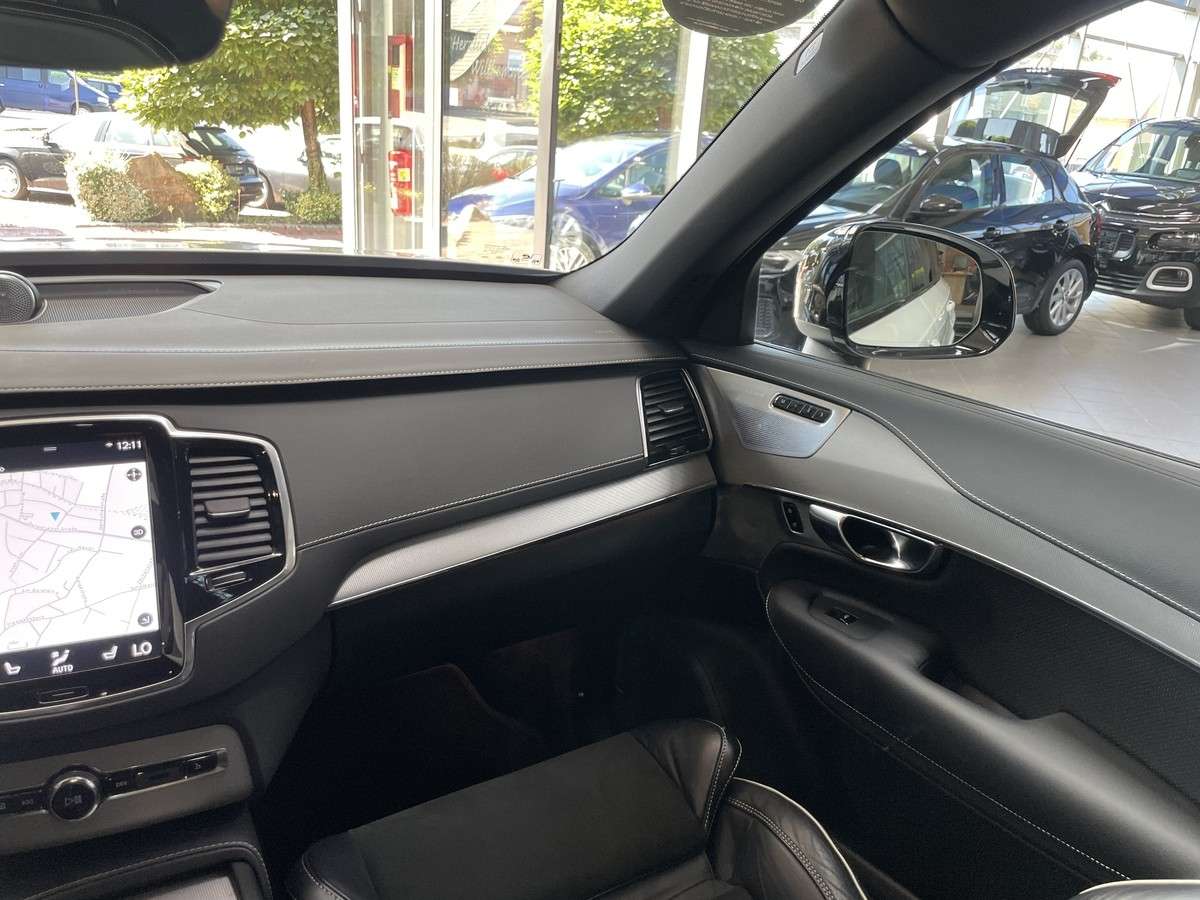 Fahrzeugbild eines Volvo XC90