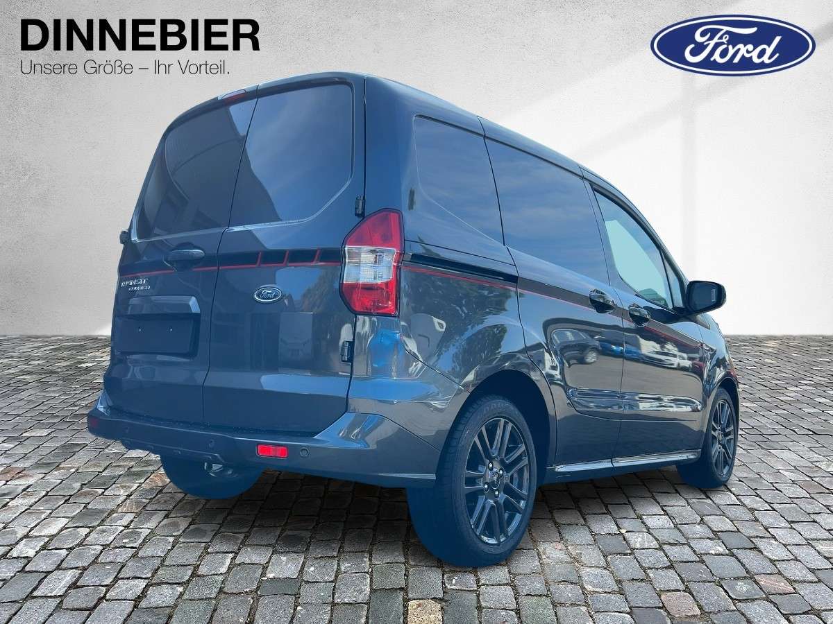 Fahrzeugbild eines Ford Transit Courier