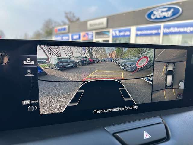 Fahrzeugbild eines Mazda CX-60