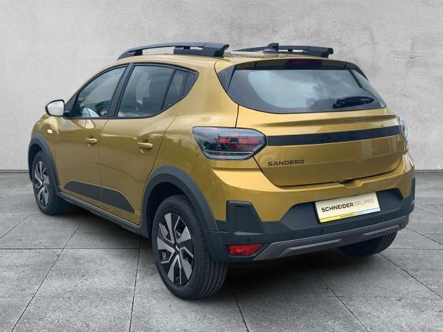 Fahrzeugbild eines Dacia Sandero
