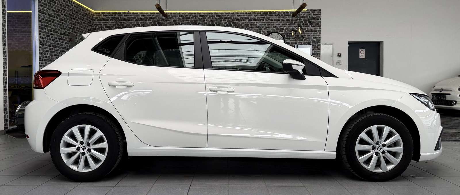 Fahrzeugbild eines SEAT Ibiza