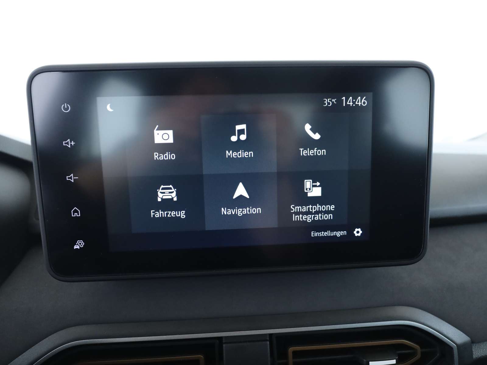 Fahrzeugbild eines Dacia Sandero