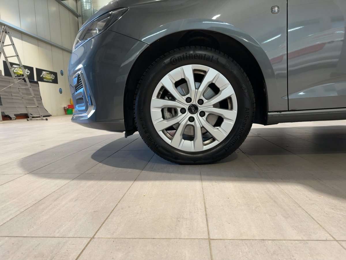 Fahrzeugbild eines Ford Tourneo Connect