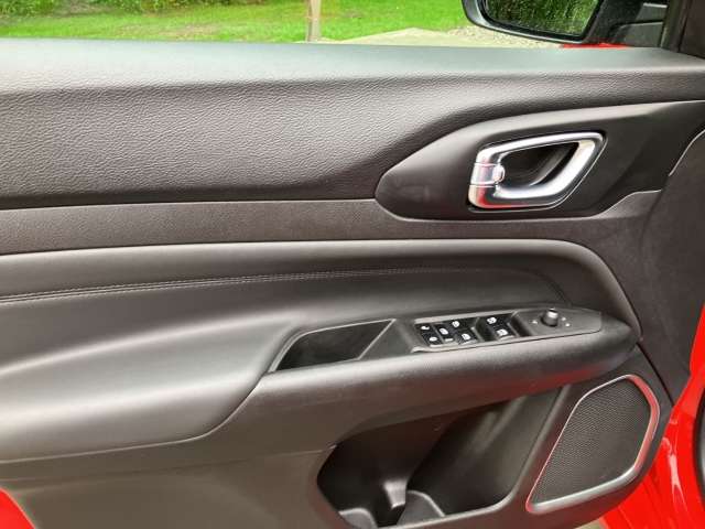 Fahrzeugbild eines Jeep Compass