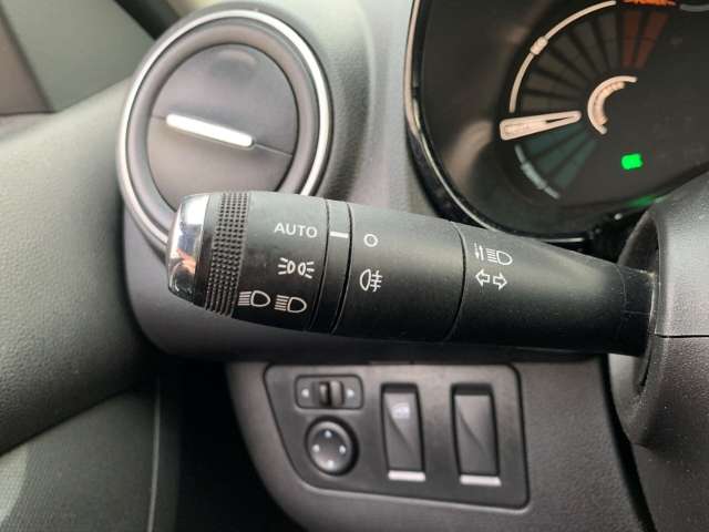 Fahrzeugbild eines Dacia Spring