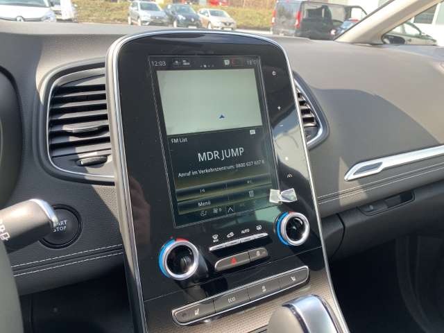 Fahrzeugbild eines Renault Grand Scénic