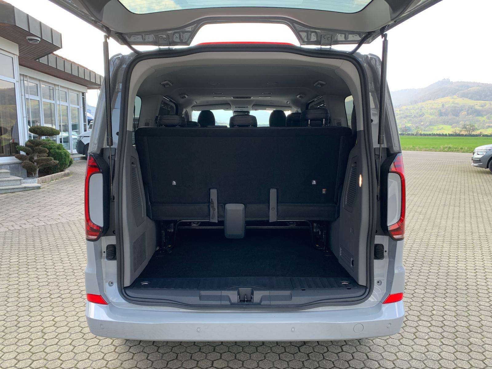 Fahrzeugbild eines Volkswagen Caravelle