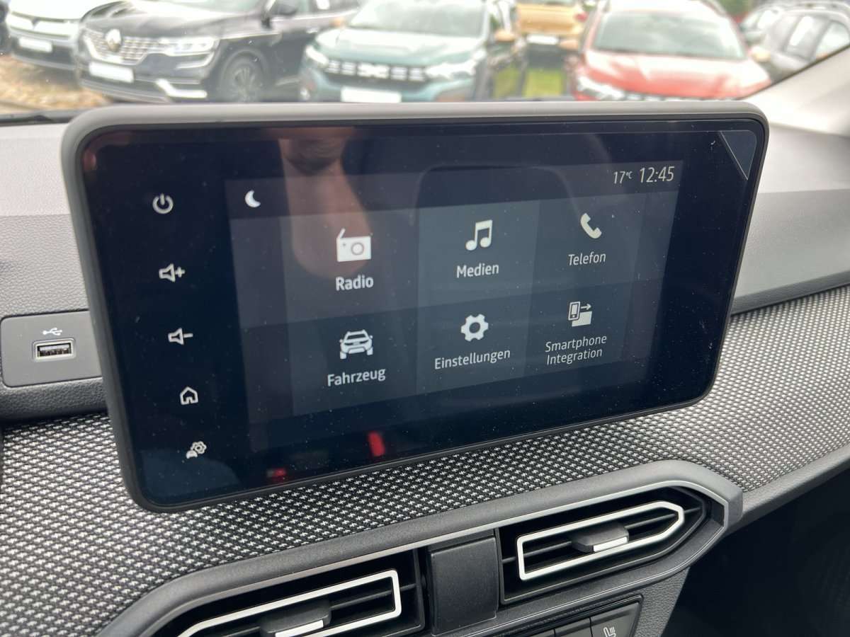 Fahrzeugbild eines Dacia Sandero