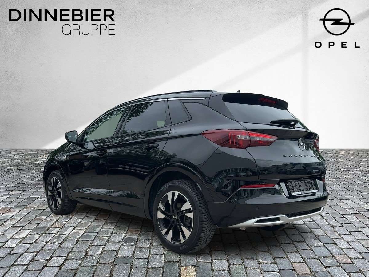 Fahrzeugbild eines Opel Grandland X