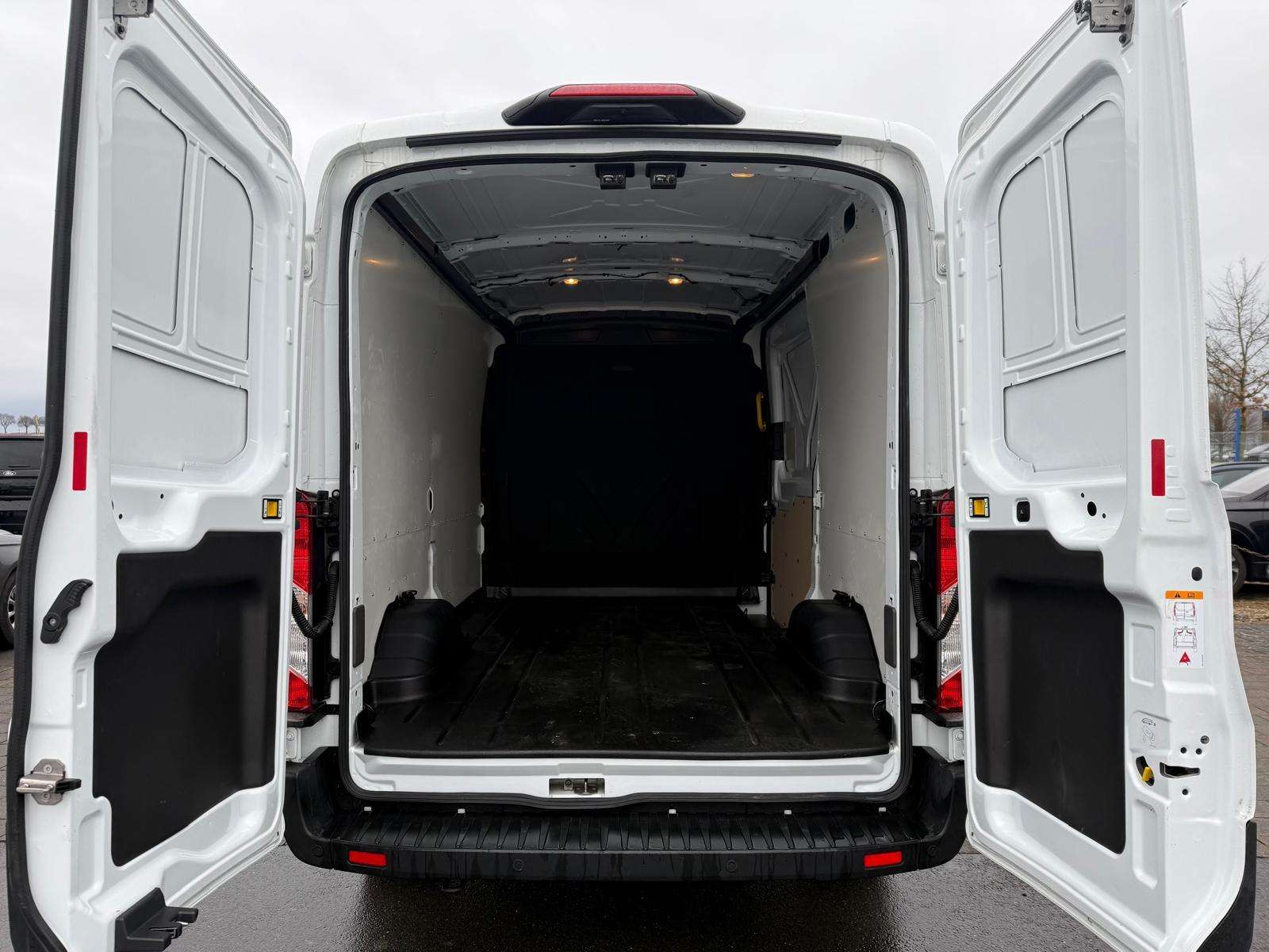 Fahrzeugbild eines Ford Transit