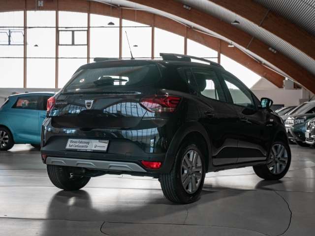 Fahrzeugbild eines Dacia Sandero