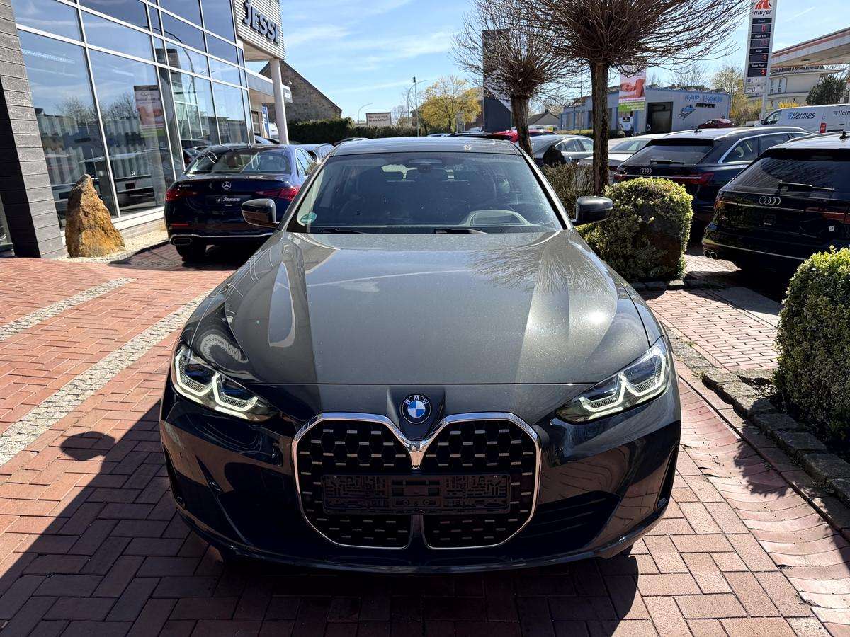 Fahrzeugbild eines BMW 4er-Reihe
