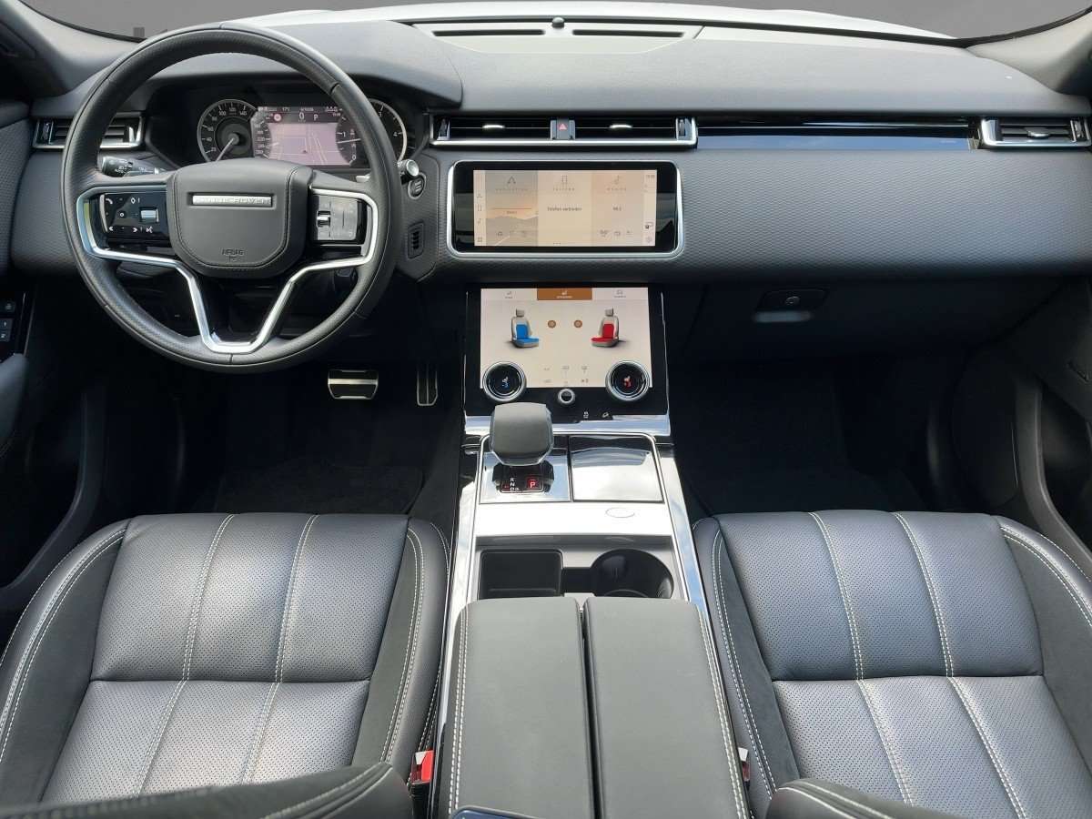 Fahrzeugbild eines Land Rover Range Rover Velar