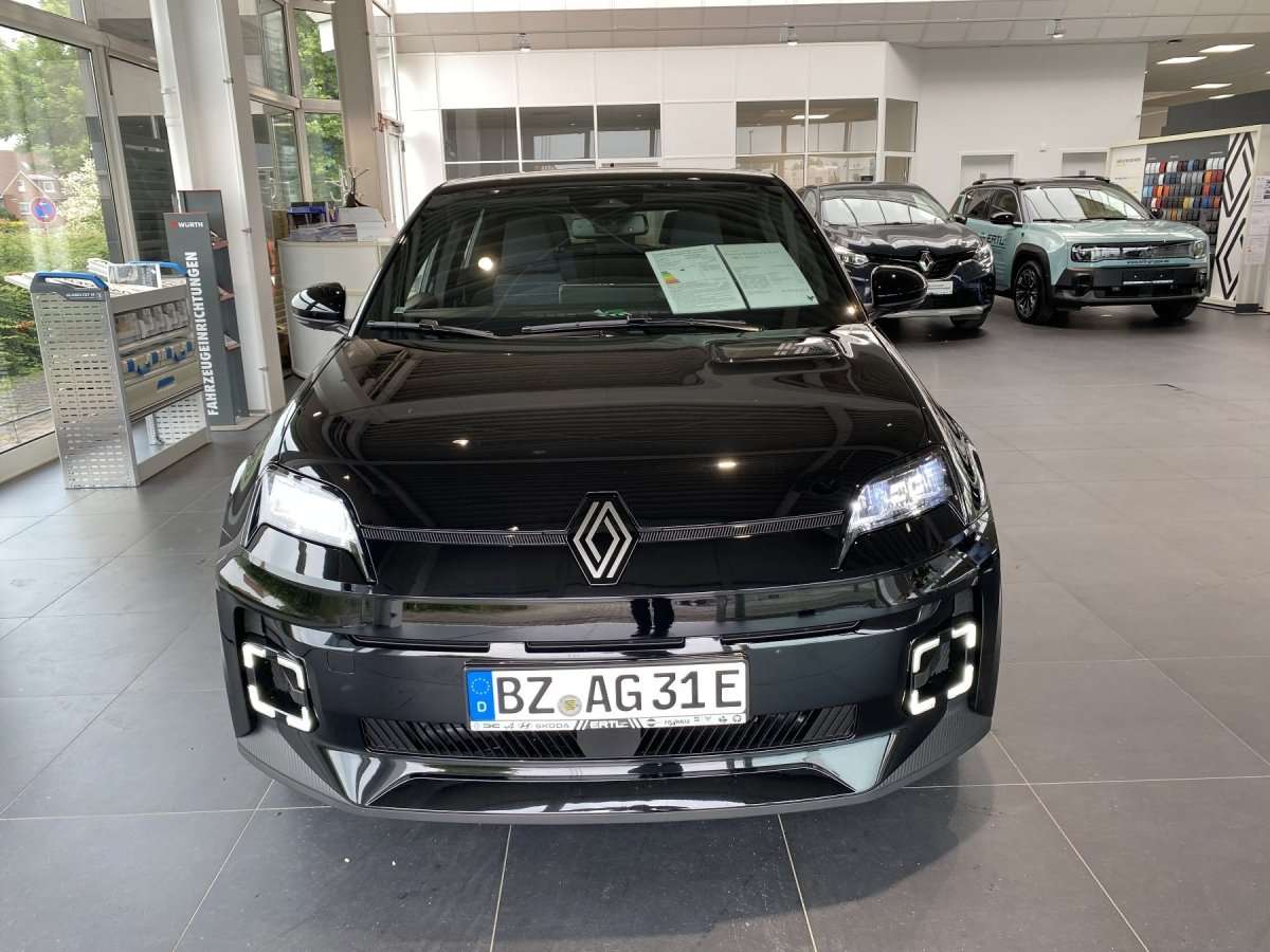 Fahrzeugbild eines Renault 5 E-TECH