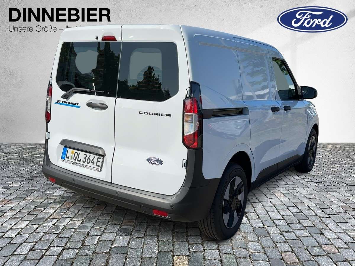 Fahrzeugbild eines Ford Transit Courier