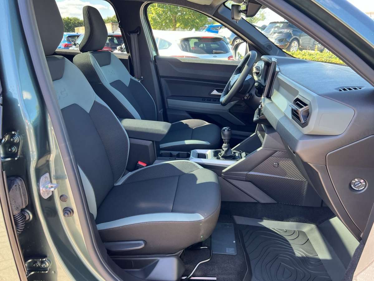 Fahrzeugbild eines Dacia Bigster