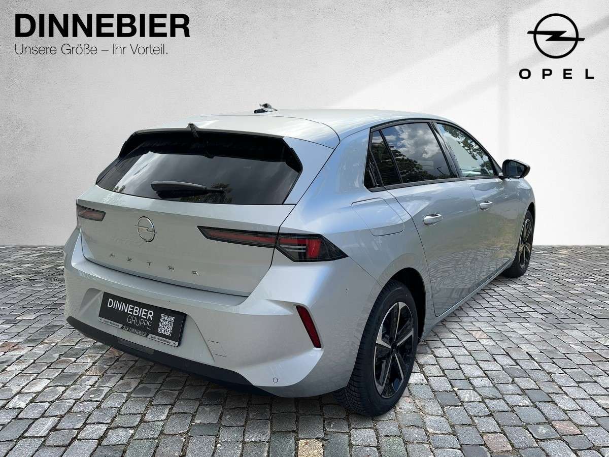 Fahrzeugbild eines Opel Astra