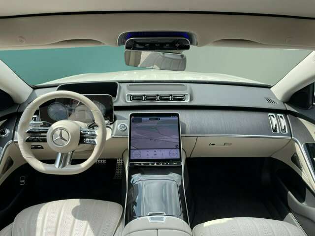 Fahrzeugbild eines Mercedes-Benz S-Klasse