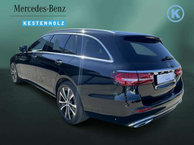 Fahrzeugbild eines Mercedes-Benz E-Klasse