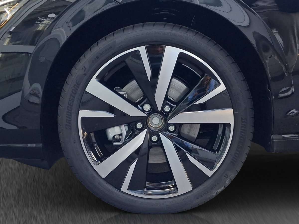 Fahrzeugbild eines Volkswagen Golf