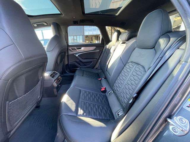 Fahrzeugbild eines Audi RS6